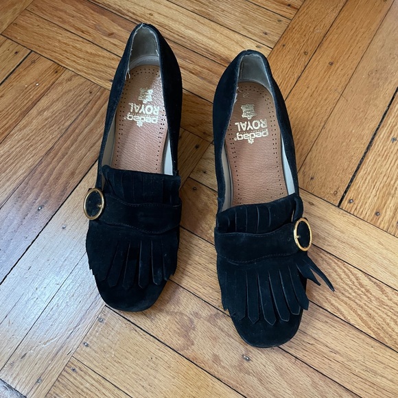 Black Suede Pumps. INSPIRED - Picture 6 of 6